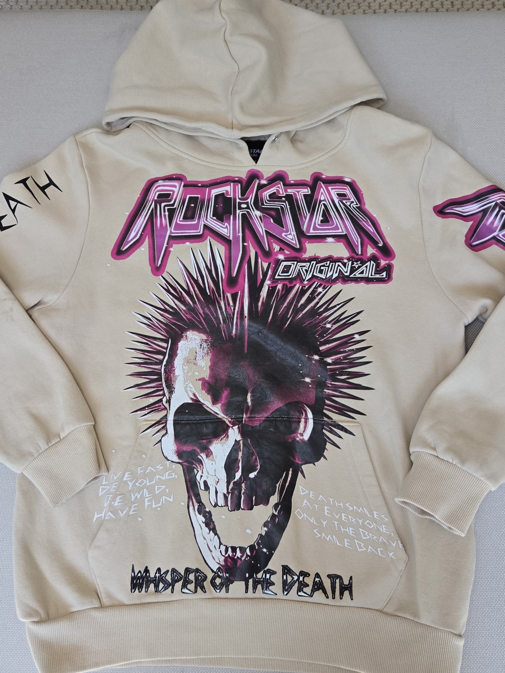 Rockstar Original Small Pullover Hoodie Skull Graphic Whisper of the Death